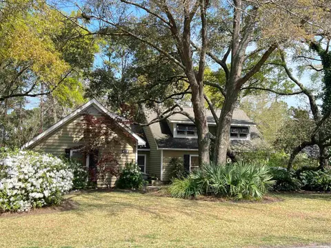 695 Country Club Dr., Pawleys Island, SC
