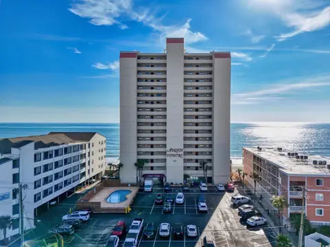 912 N Waccamaw Dr., Garden City Beach, SC