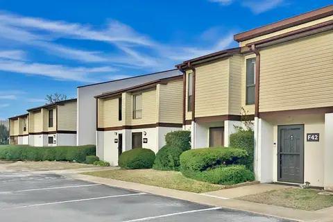1012 Possum Trot Rd., North Myrtle Beach, SC