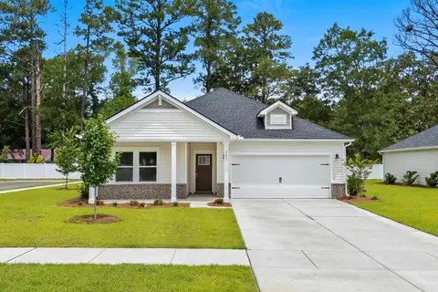 301 Jessamine St., Longs, SC