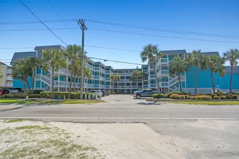 720 N Waccamaw Dr., Garden City Beach, SC