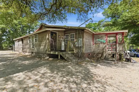 6840 Persimmon Rd., Aynor, SC
