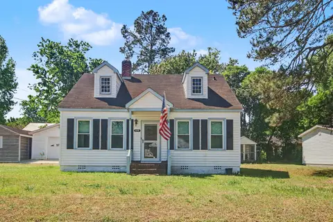 309 Layton Ct., Marion, SC