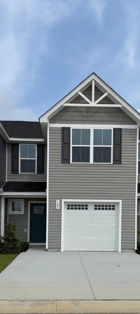 125 Pennsylvania Dr, Myrtle Beach, SC