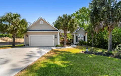 4387 McCorsley Ave., Little River, SC