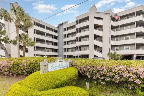 1310 N Waccamaw Dr., Garden City Beach, SC