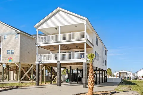 217 S Waccamaw Ave., Garden City Beach, SC