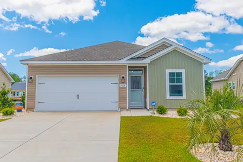 958 Oak Hollow St., Longs, SC