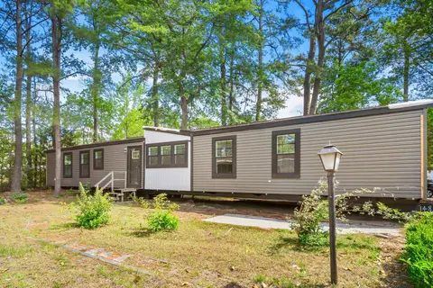 4 Islander Ct., Murrells Inlet, SC