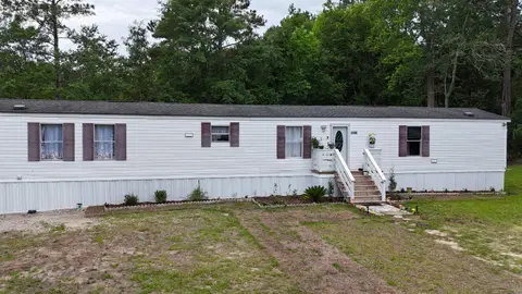 1194 Rainbow Dr., Loris, SC