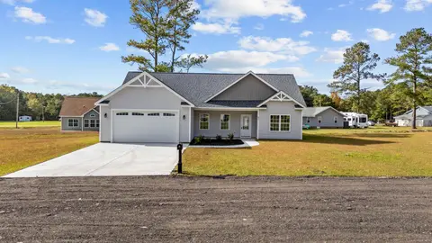 1904 Blue Bird Rd., Loris, SC