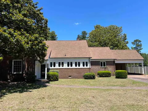 5619 Main St., Loris, SC