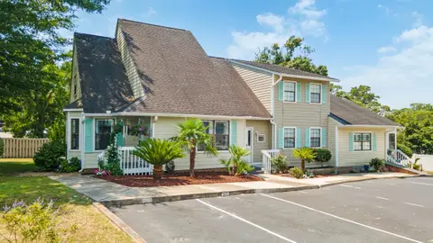 1422 Baldwin Ct., Little River, SC