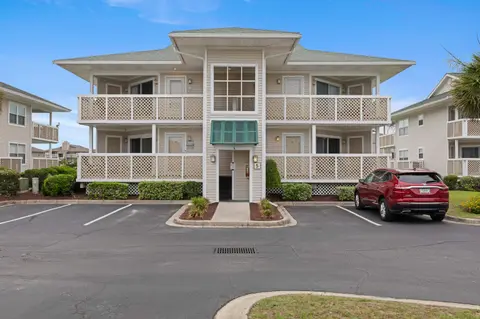 301 Shorehaven Dr., North Myrtle Beach, SC