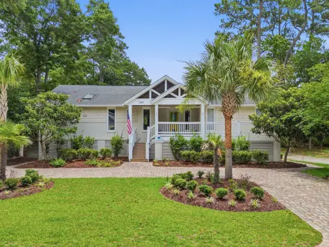 366 Lakeshore Dr., Pawleys Island, SC