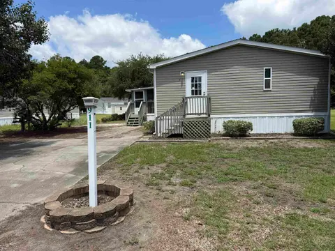 911 Old Magnolia Dr., Conway, SC