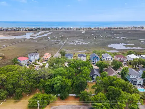 129 Windy Ln., Pawleys Island, SC