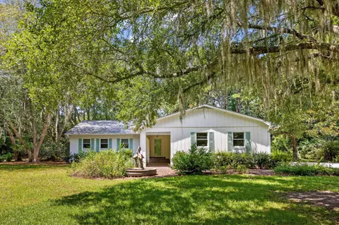 2279 Waverly Rd., Pawleys Island, SC