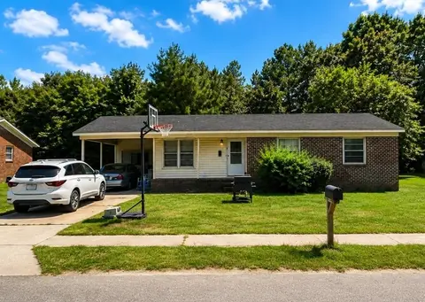 215 Huggins St, Marion, SC