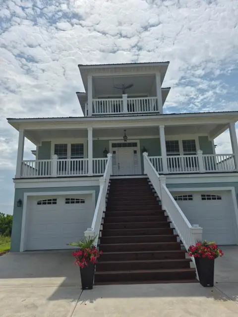 125 Oak Bay Dr., Georgetown, SC