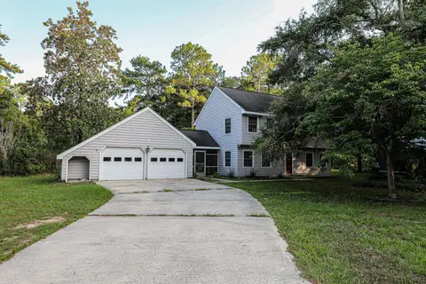 127 Johnstone Ln., Georgetown, SC