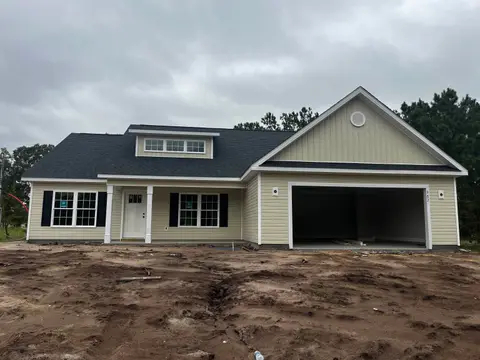 982 Inglewood Dr., Loris, SC