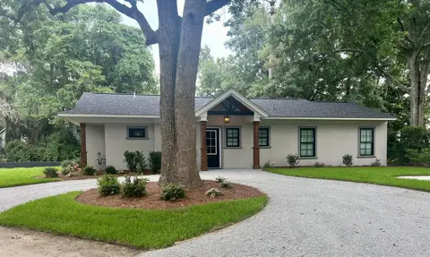 346 Waterside Ln., Murrells Inlet, SC