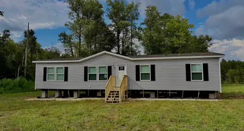 10056 W Highway 19, Loris, SC