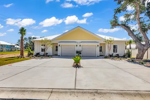 9 Hallandale Lane, Murrells Inlet, SC