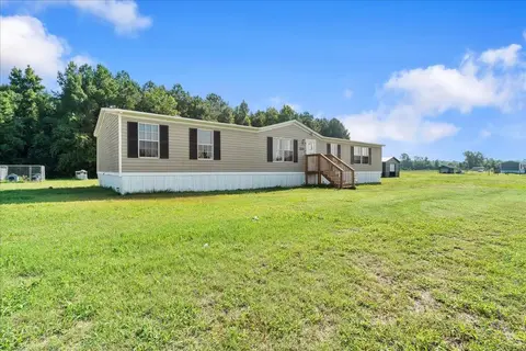 10026 Hardwick Rd., Nichols, SC