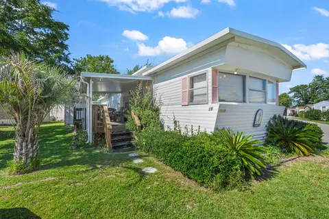 1509 Sand Dollar Ln., Murrells Inlet, SC