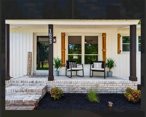 1623 Sherwood Dr., Conway, SC