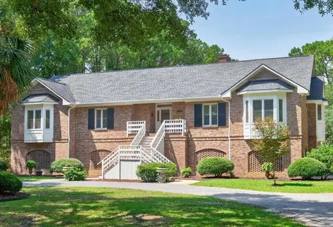 2674 Wallace Pate Dr., Georgetown, SC