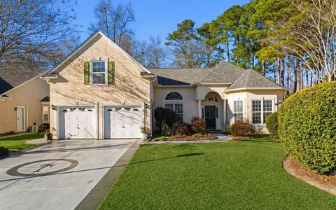 6391 Longwood Dr., Murrells Inlet, SC