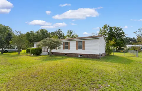 5183 Limbaugh Ln., Conway, SC