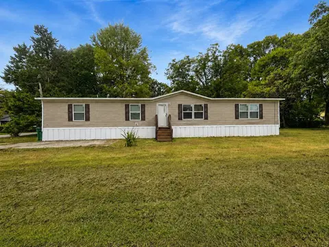 453 Gilchrist Rd., Marion, SC