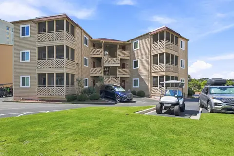 609 Hillside Dr., North Myrtle Beach, SC