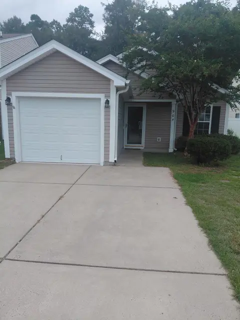 904 Silvercrest Dr., Myrtle Beach, SC