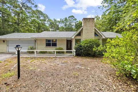 3811 Loblolly Ave., Little River, SC