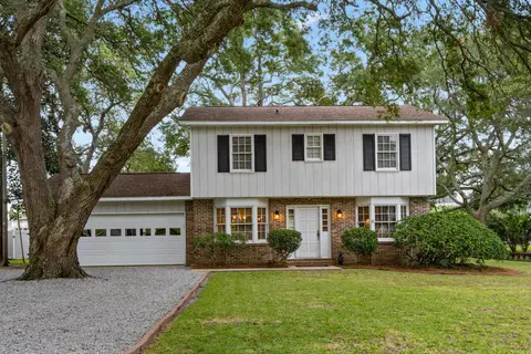 313 N Oak Dr., Surfside Beach, SC