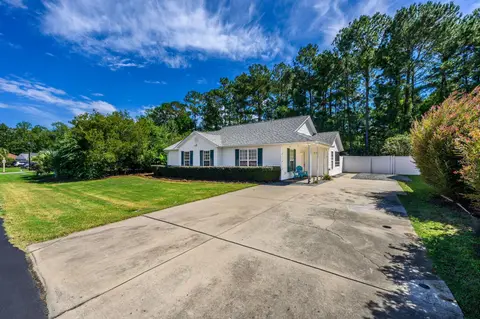 610 Tarrant St., Longs, SC