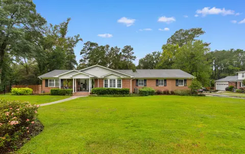 803 Woodland Dr., Kingstree, SC