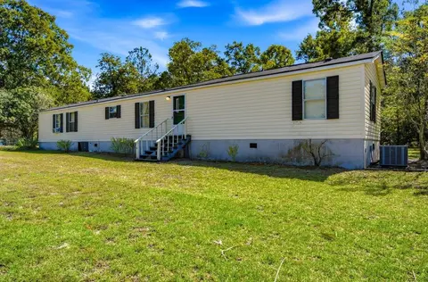 1141 White Oak Ln., Galivants Ferry, SC