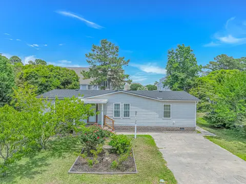 146 Queens Rd., Little River, SC