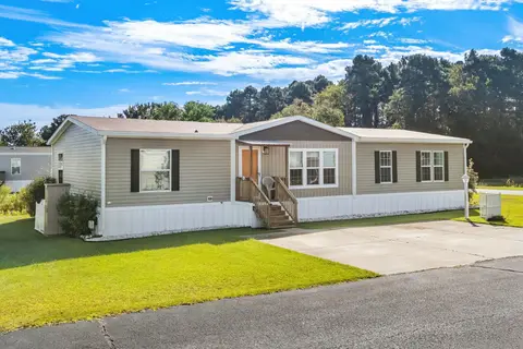 1040 Colonial Ln., Conway, SC