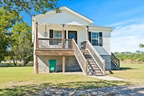 7807 Bay Rd., SC