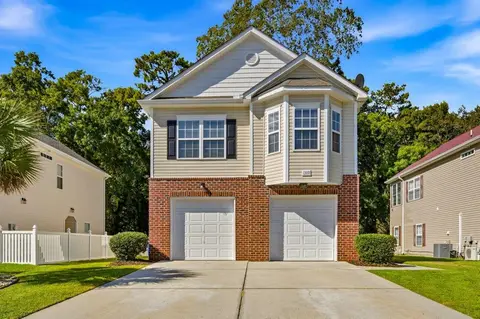 1309 Painted Tree Ln., North Myrtle Beach, SC