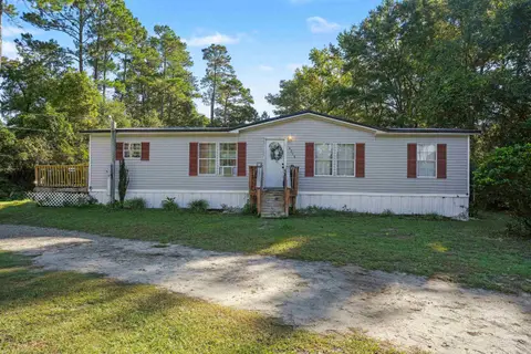 4259 Lincoln Heights Rd., Little River, SC