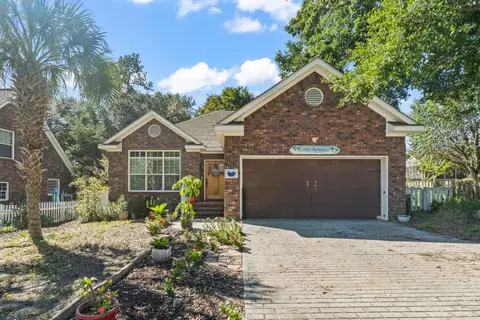 4376 McCorsley Ave., Little River, SC