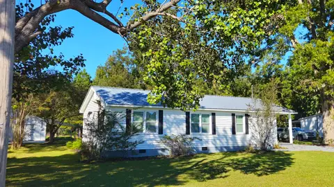 2720 Loop Rd., Loris, SC